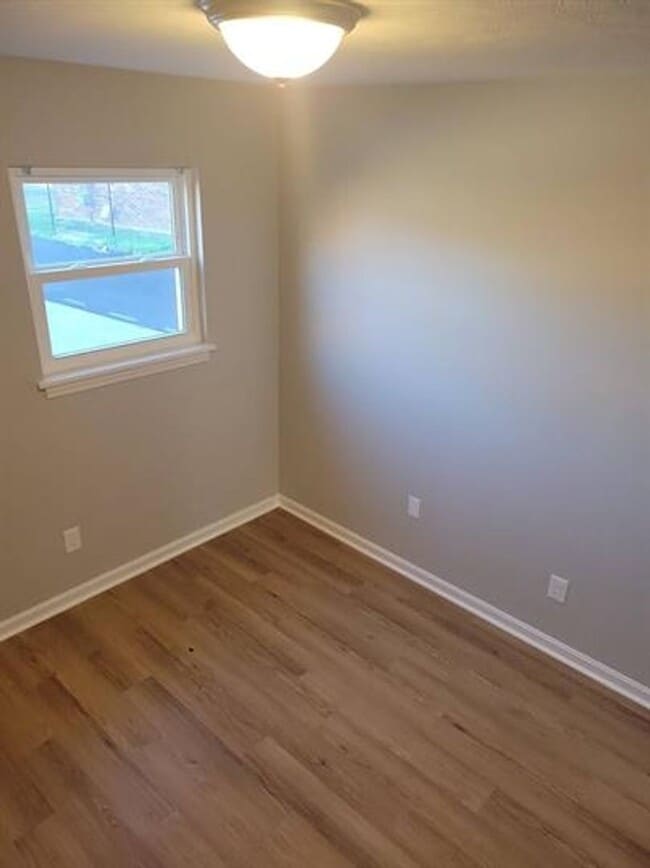 4808 Saddlebrook Ln Unidad 4