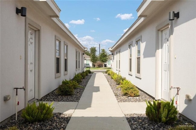 5709 Sandpiper Ave Unidad 4