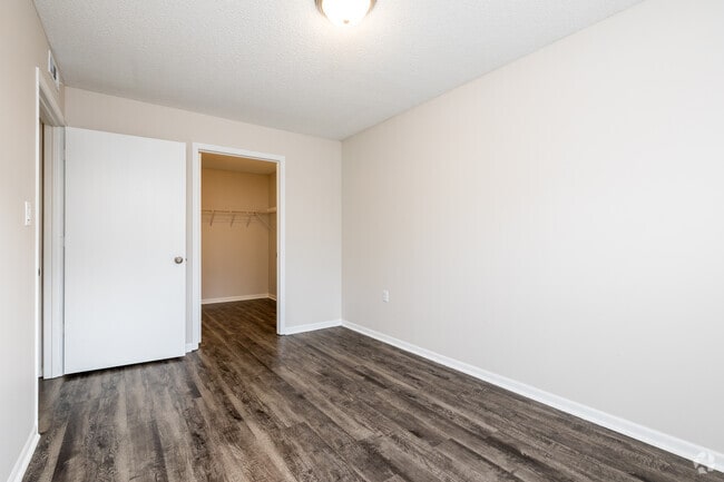 2BR, 1BA - 850SF/2nd Bedroom