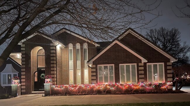 Photo - 6518 W 132nd St