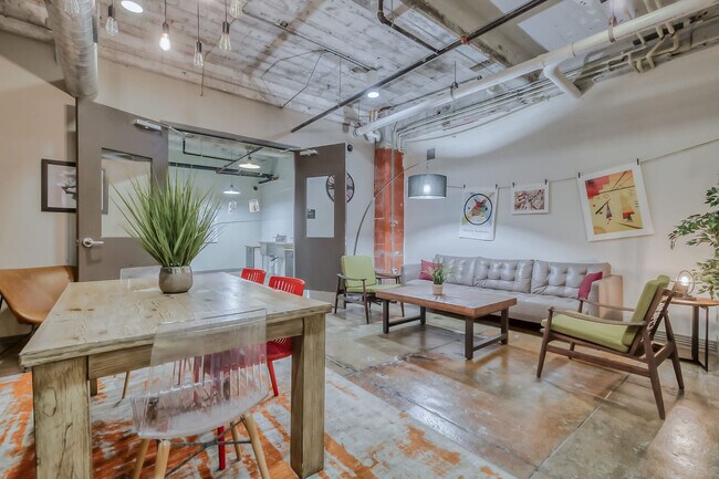 500 S Ervay St Unit SI ID1297764P