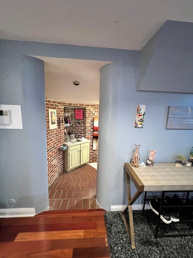 Photo - 646 W Bittersweet Pl Unit 4