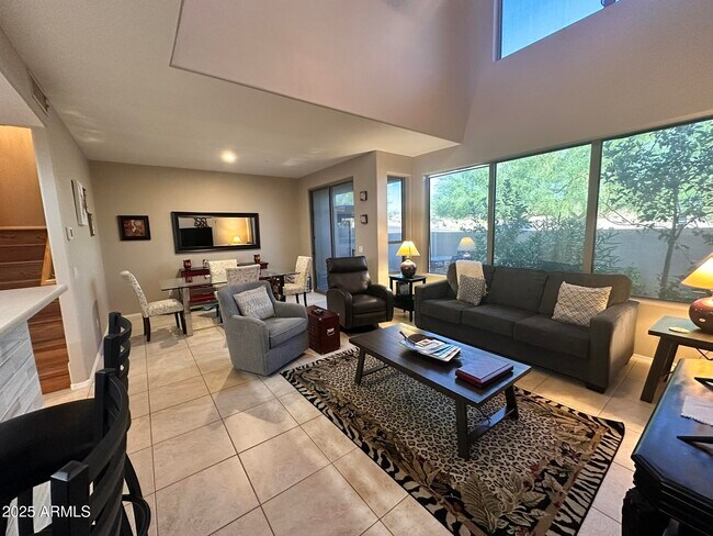 Photo - 11022 N Indigo Dr Unit 114