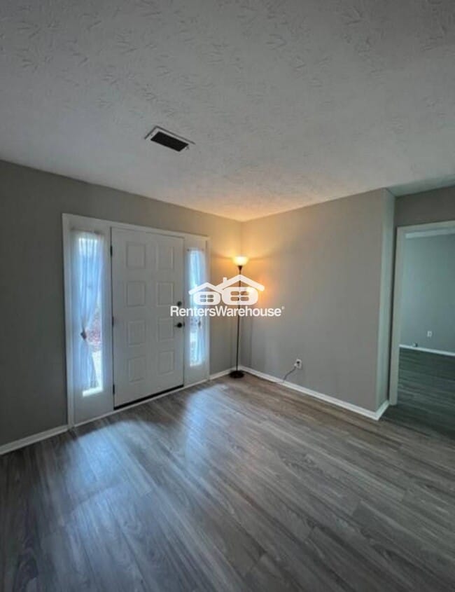 Photo - 401 Wynnes Ridge Cir SE