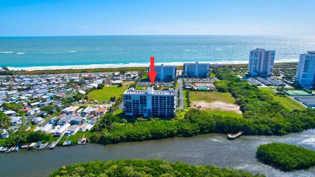 5059 N Hwy A1A