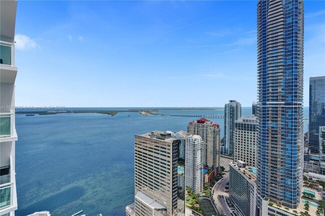 Photo - 950 Brickell Bay Dr Unit 4707