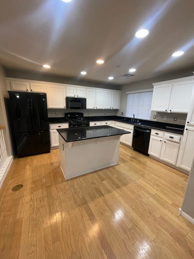 Photo - 8965 Blanche Ct