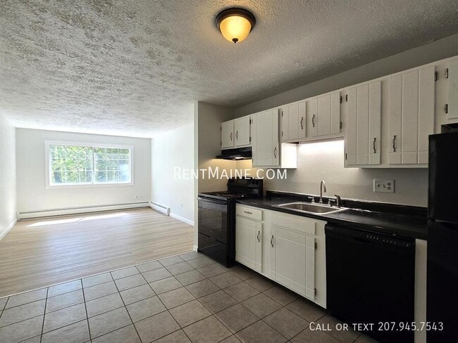 Photo - 10 Tall Pines Dr Unit 11