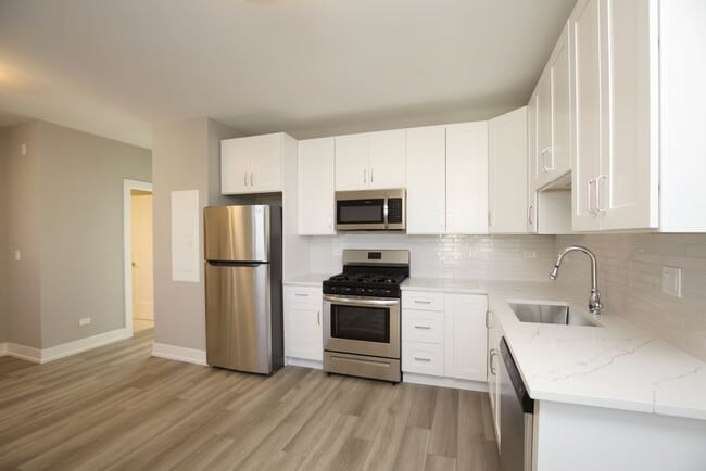 Photo - 3930 N Janssen Ave Unit N3