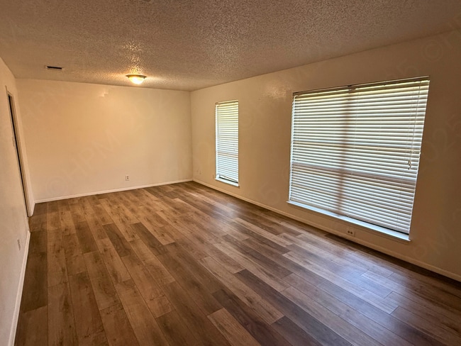 Photo - 4638 Shavano Woods