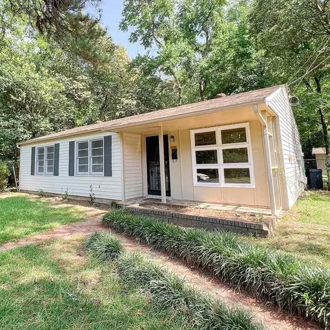 Building Photo - 3714 Farwood Dr