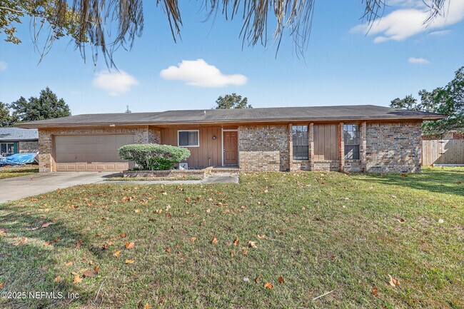 Photo - 551 William Penn St House