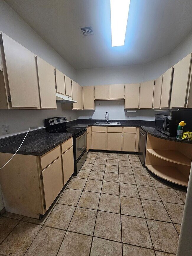 Photo - SINGLE FAMILY HOME.