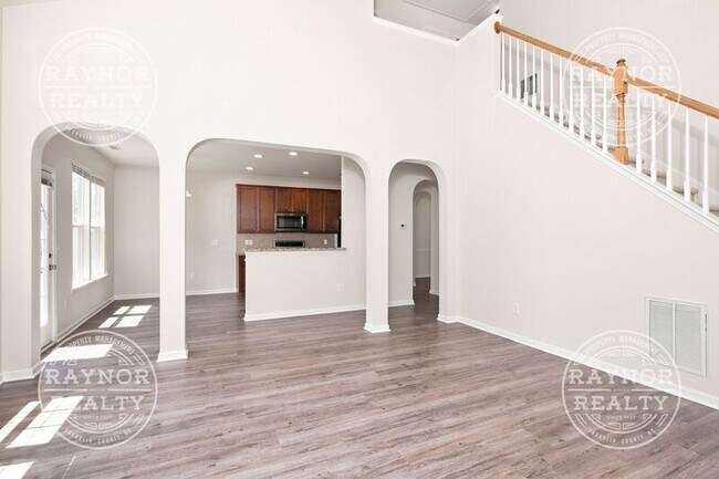 Photo - 320 Hammond Oak Ln