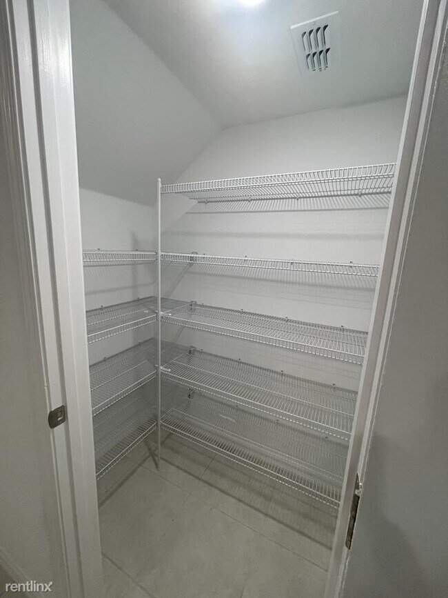 Photo - 3 br, 2.5 bath Condo - 31775 Blue Passing ...