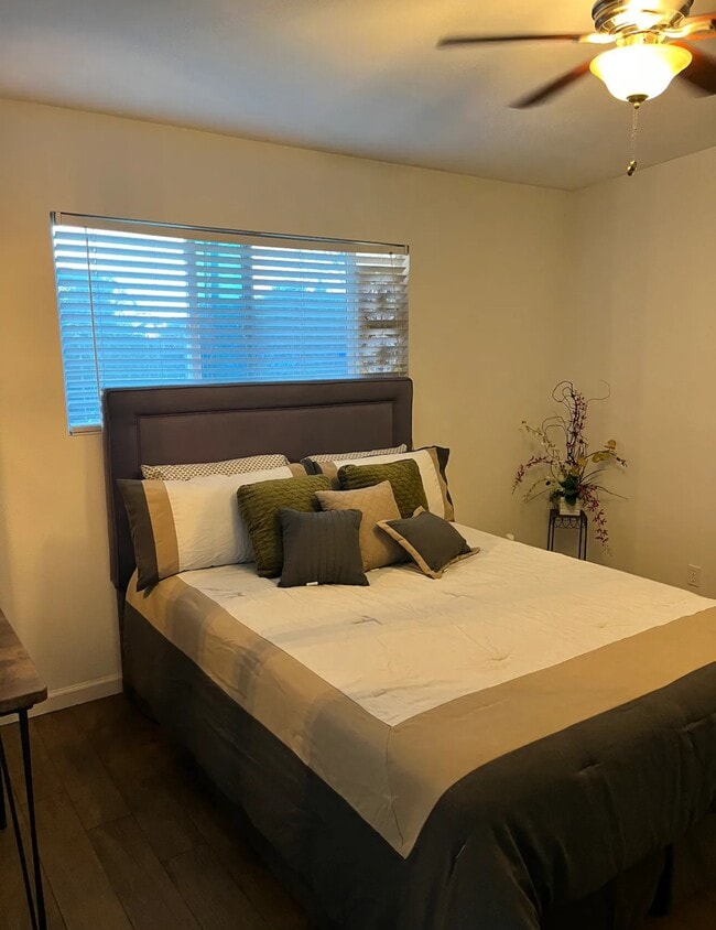 Photo - 953 Hilltop Dr Unit Cozy Studio for 1 person