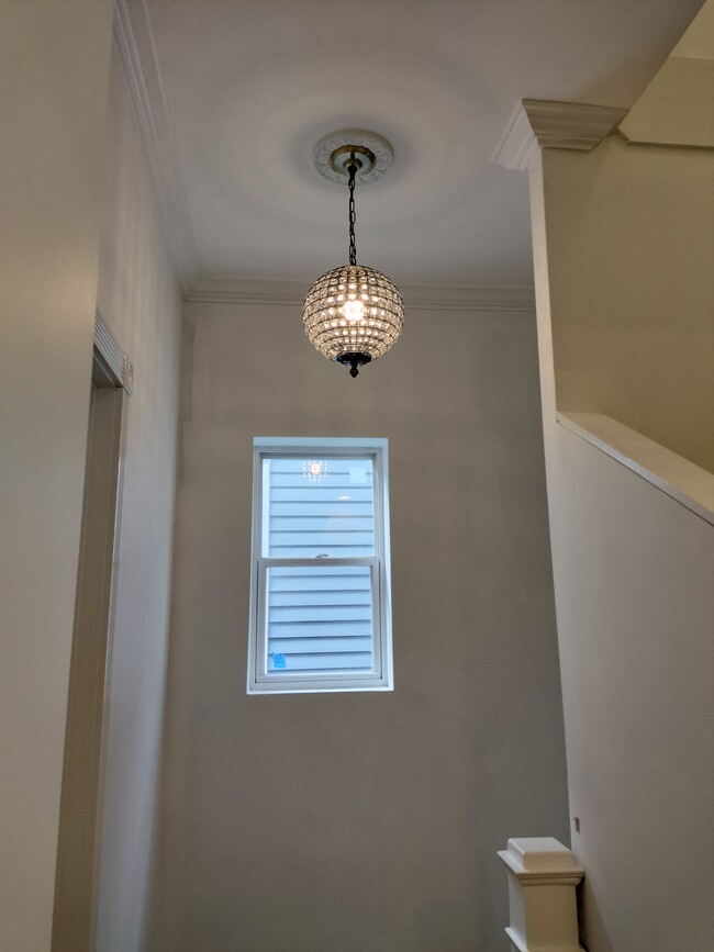 Photo - 3046 N Leavitt St Unit 2