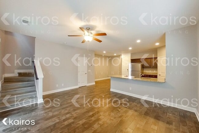 Photo - 601 Ferguson Ln