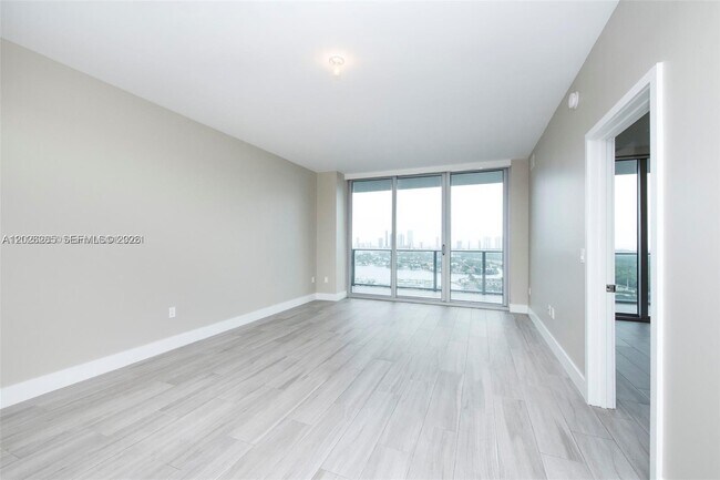 Photo - 16385 Biscayne Blvd Unidad 2616