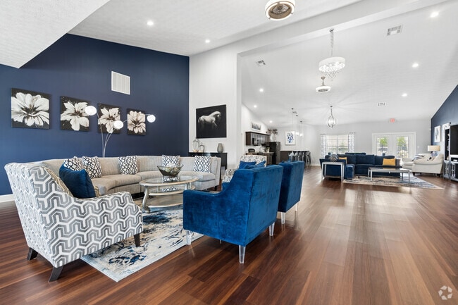Willow Green Apartments