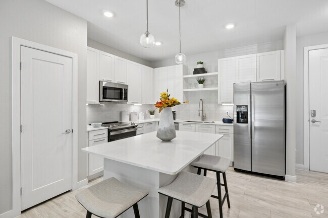 2BR, 2BA - 1,206SF - Kitchen