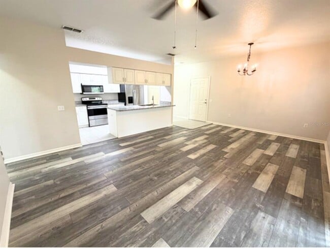 Photo - 1001 Eagle Pond Dr