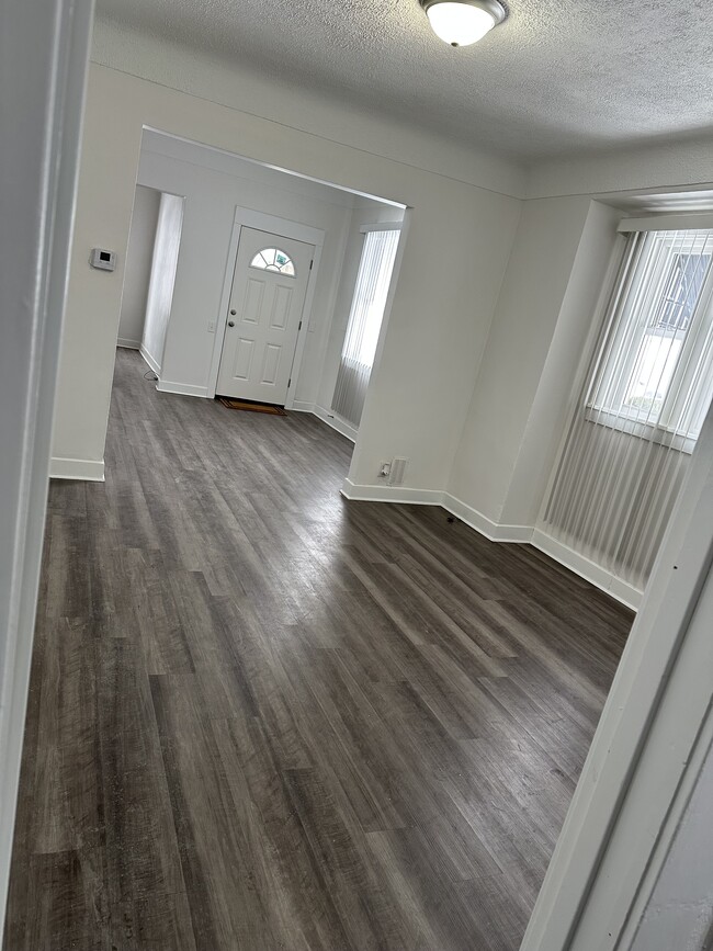 Photo - 1431 Indiana Ave