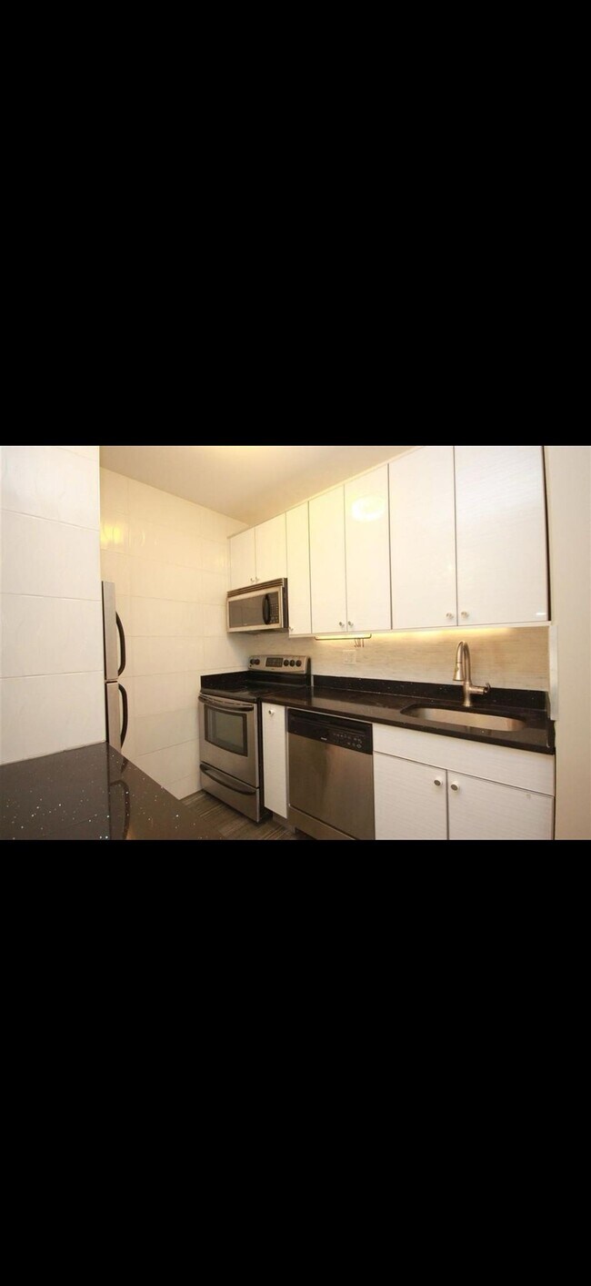 Photo - 44 Sherman Ave Unidad 3B