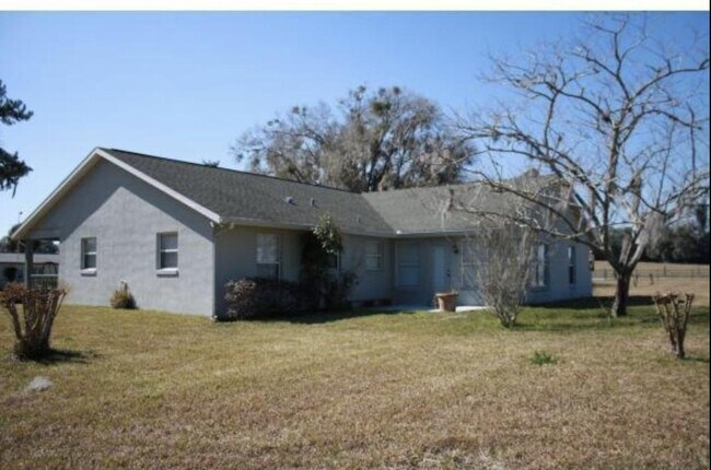 Photo - 1999 N Cloverdale Terrace