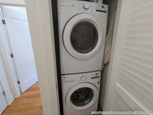 49 Rogers St Unit 1