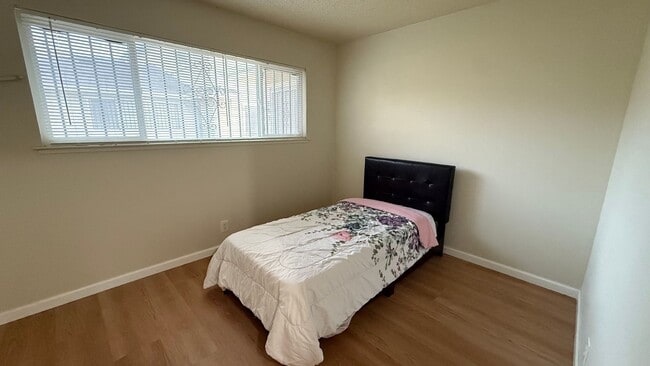 Photo - Muust See - Comfortable & Convenient 2-Bedroom Home You’ll Love