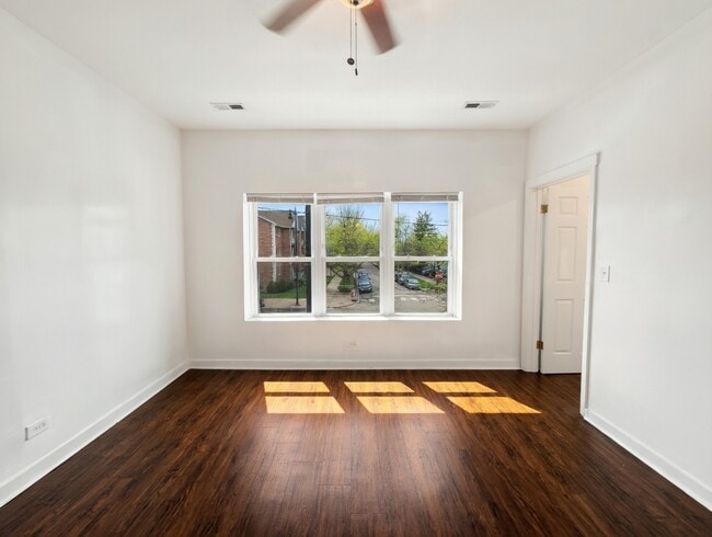 Photo - 5833 W Irving Park Rd Unit 1F