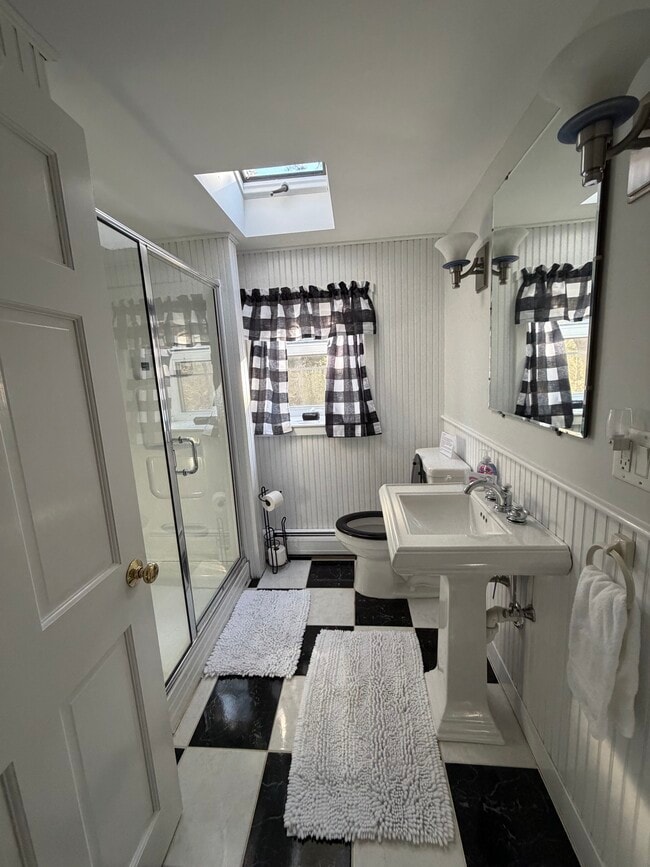 Photo - 10 Avery Ave