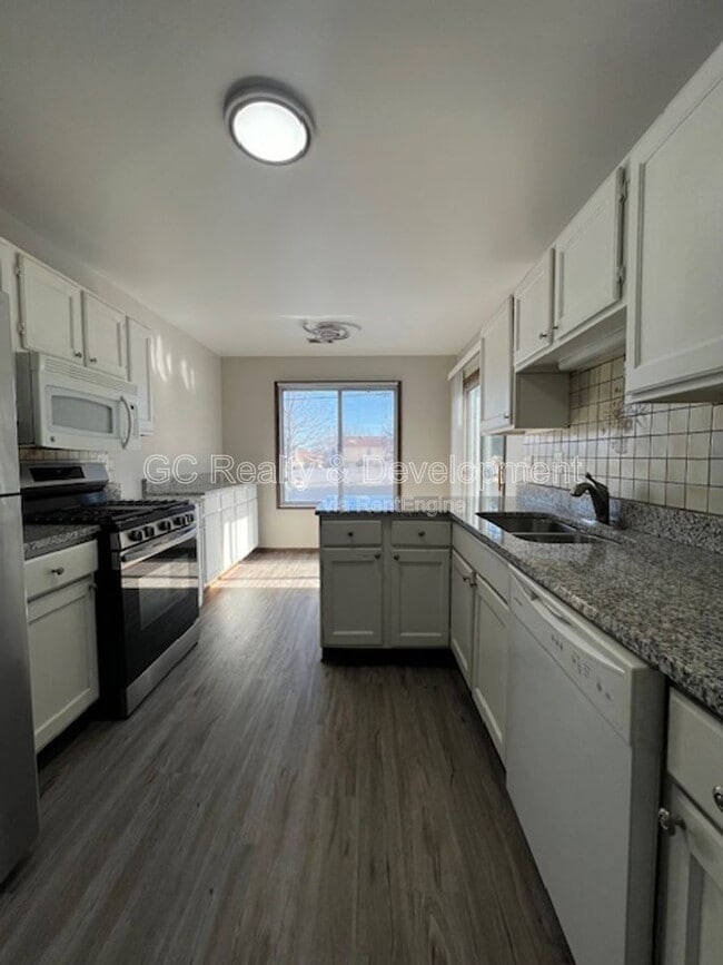 Photo - 7030 Barrington Ct Unit 204