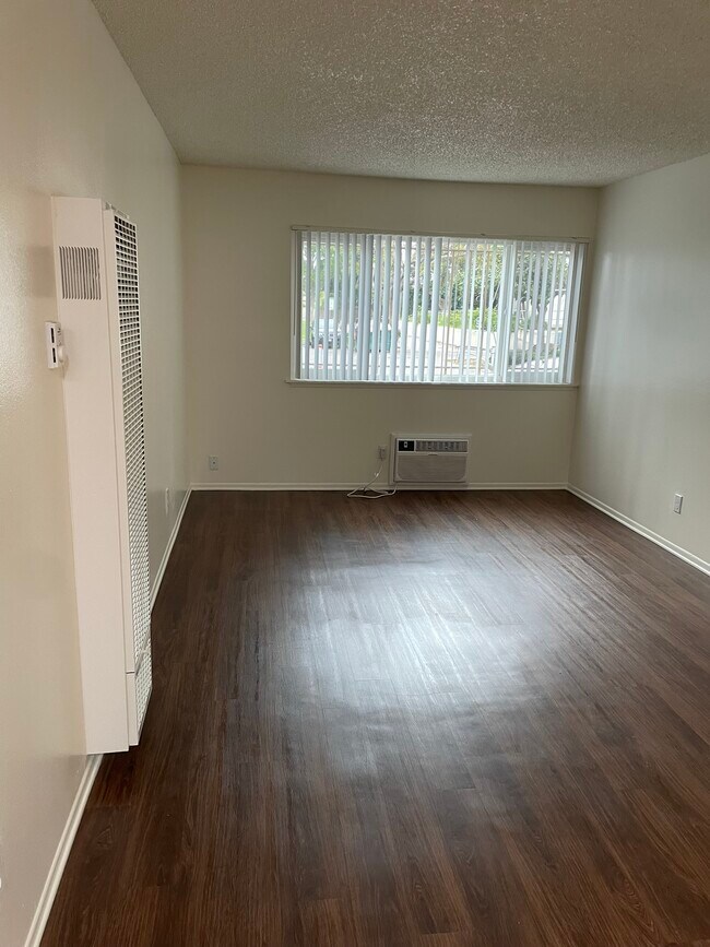 Unit 103 Living Room