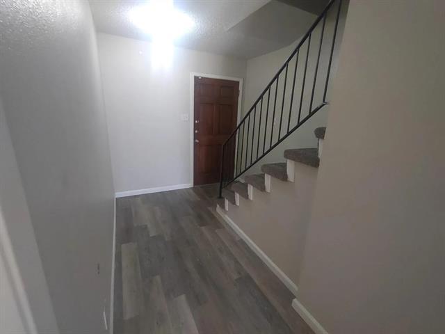 Photo - 7816 Romney Rd