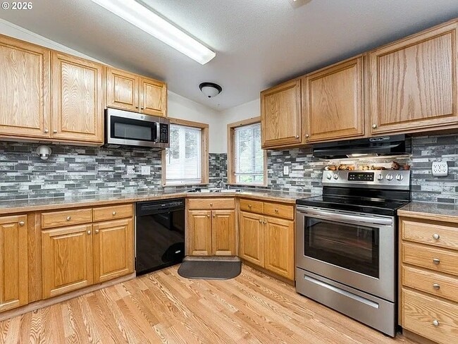 Photo - 15619 NE Caples Rd