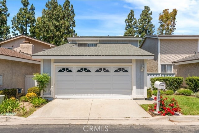 Building Photo - 909 S Lake Summit Dr