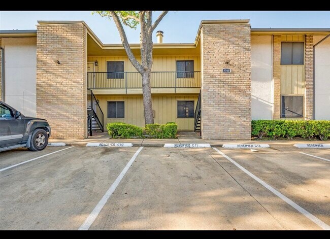 Photo - 5705 Harvest Hill Rd Unit 1029