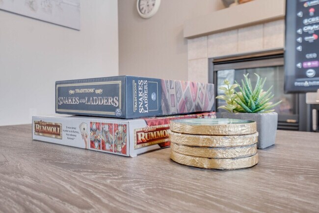 Photo - 12068-12019 19 Ave SW Unit SI ID1564627P