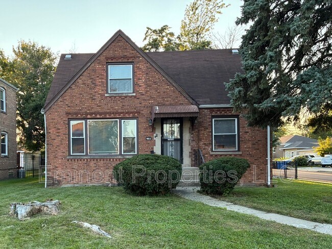 Building Photo - 10800 S Sangamon St Rental