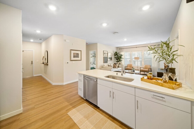 Photo - Emblem Renata