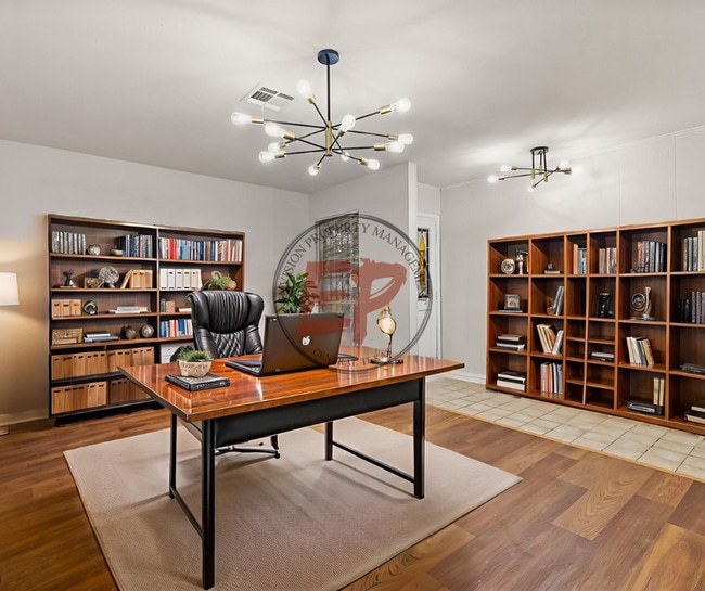 Photo - 401 Carver Ave Casa