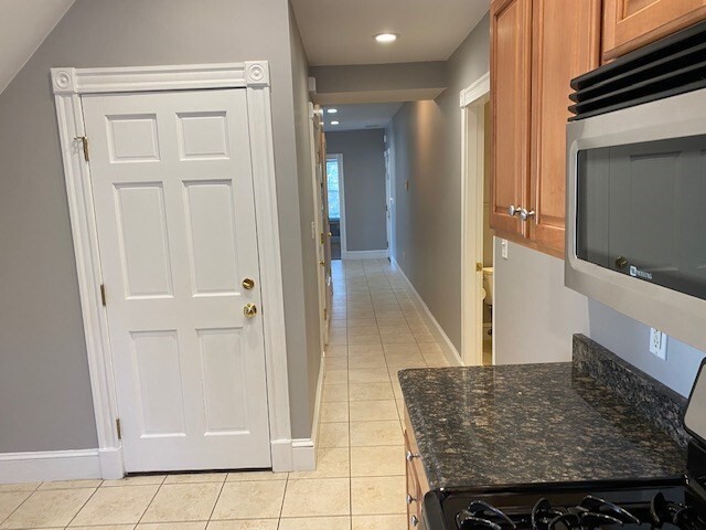 Photo - 22 Howard St Unidad 2 Right