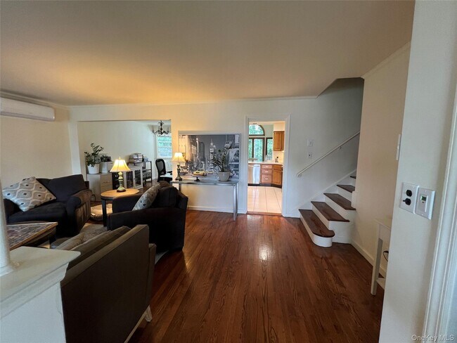 Photo - 140 Hayes St