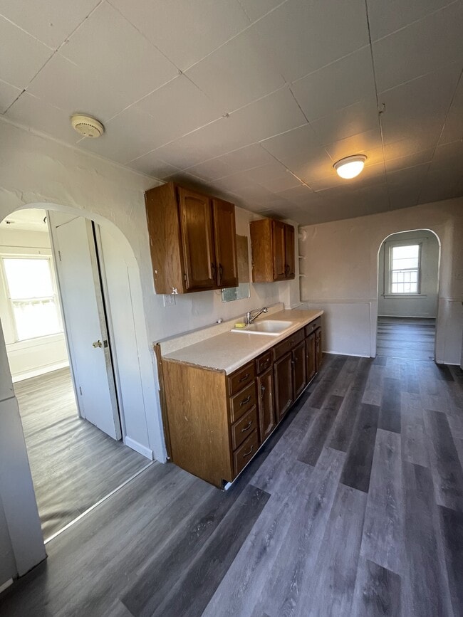 Building Photo - 1114 Pennsylvania Ave Unit 2