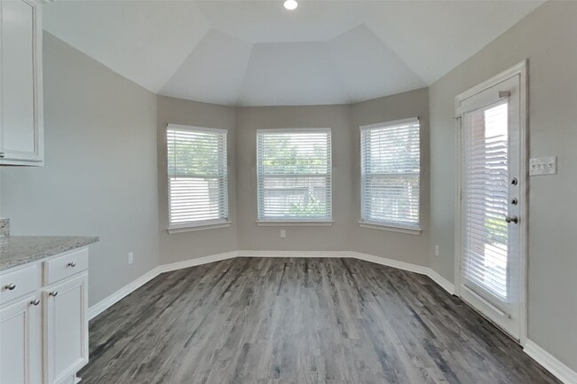 Photo - 8227 Sports Haven Dr
