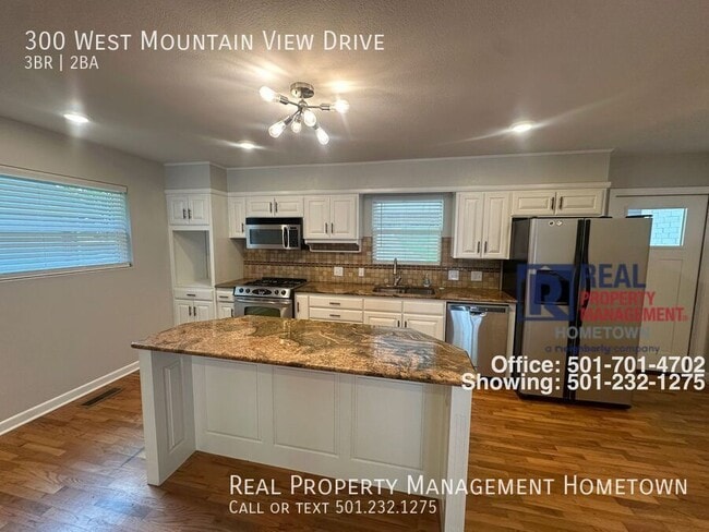 Photo - 300 W Mountain View Dr