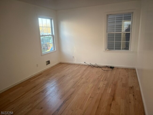 Photo - 1019 E Grand St