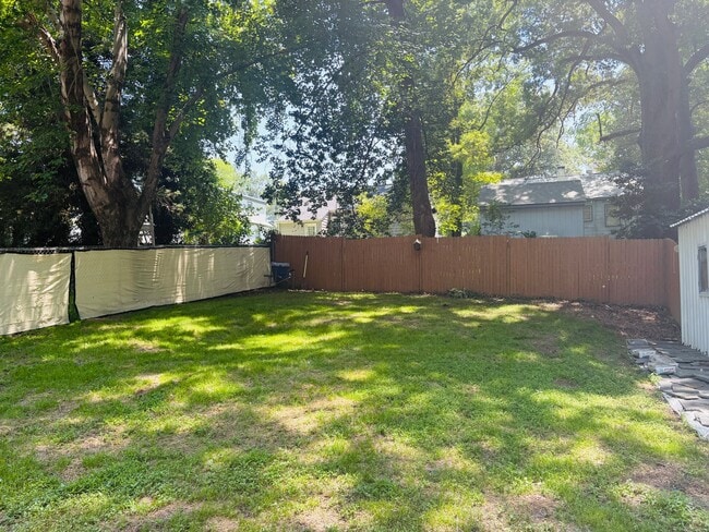 Photo - 201 N Holly Ave
